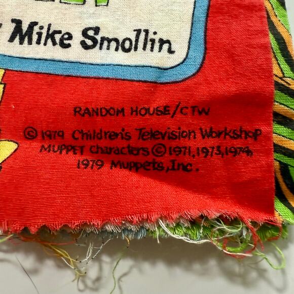 3/$20 VTG 1979 Your Friends From Sesame Street Random House Cloth Picture Book - Picture 3 of 9